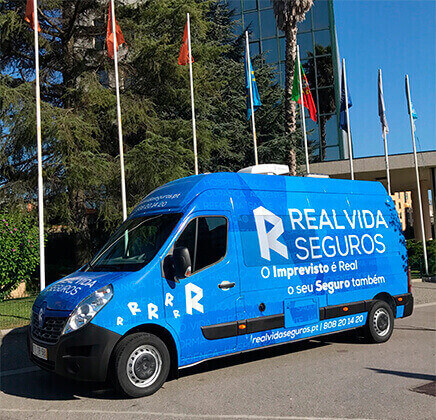 O Escritório Móvel da Real Vida Seguros já se encontra na estrada